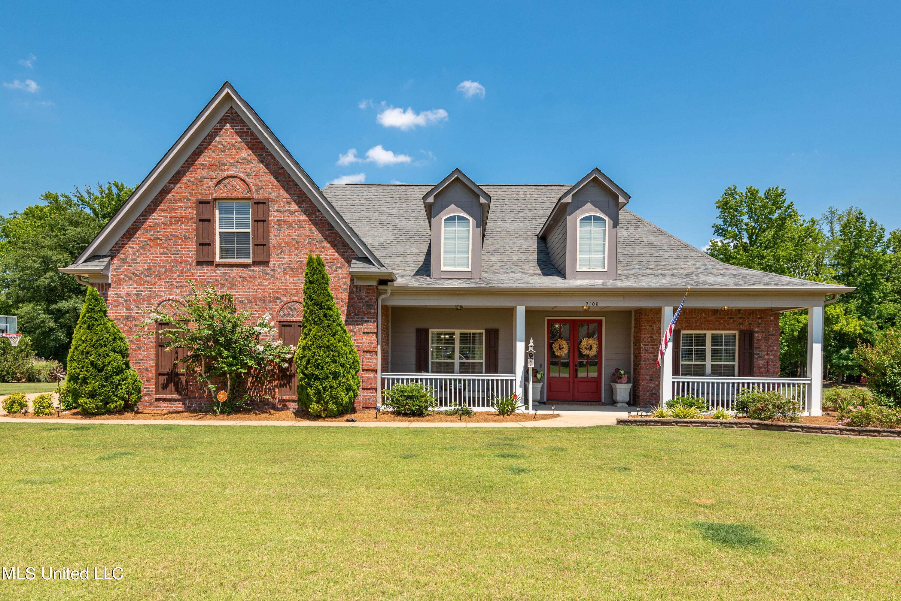 7100 Love Station Loop Road Hernando, MS 38632 - Photo 1 of 33 DSC_3545
