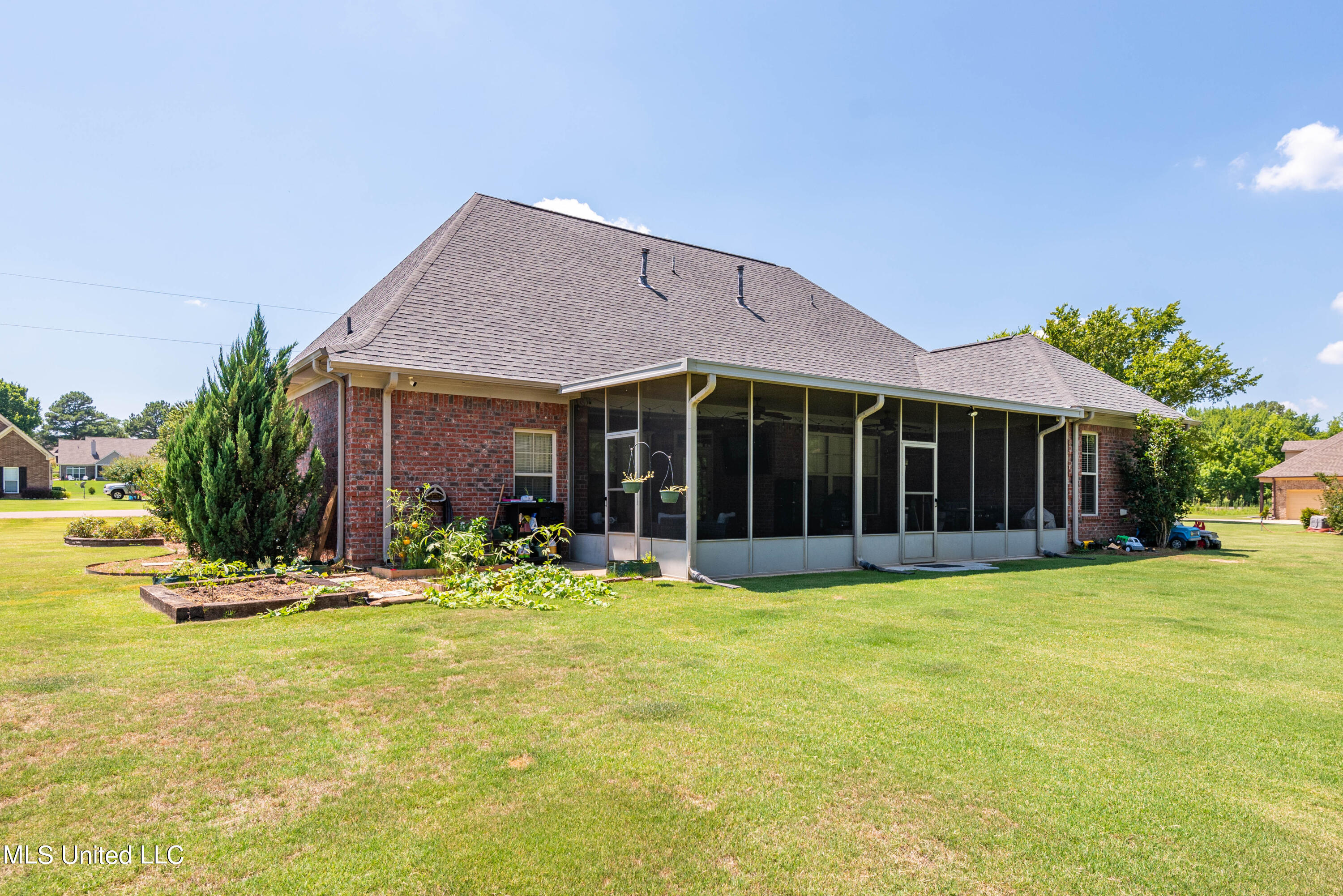 7100 Love Station Loop Road Hernando, MS 38632 - Photo 8 of 33 DSC_3555