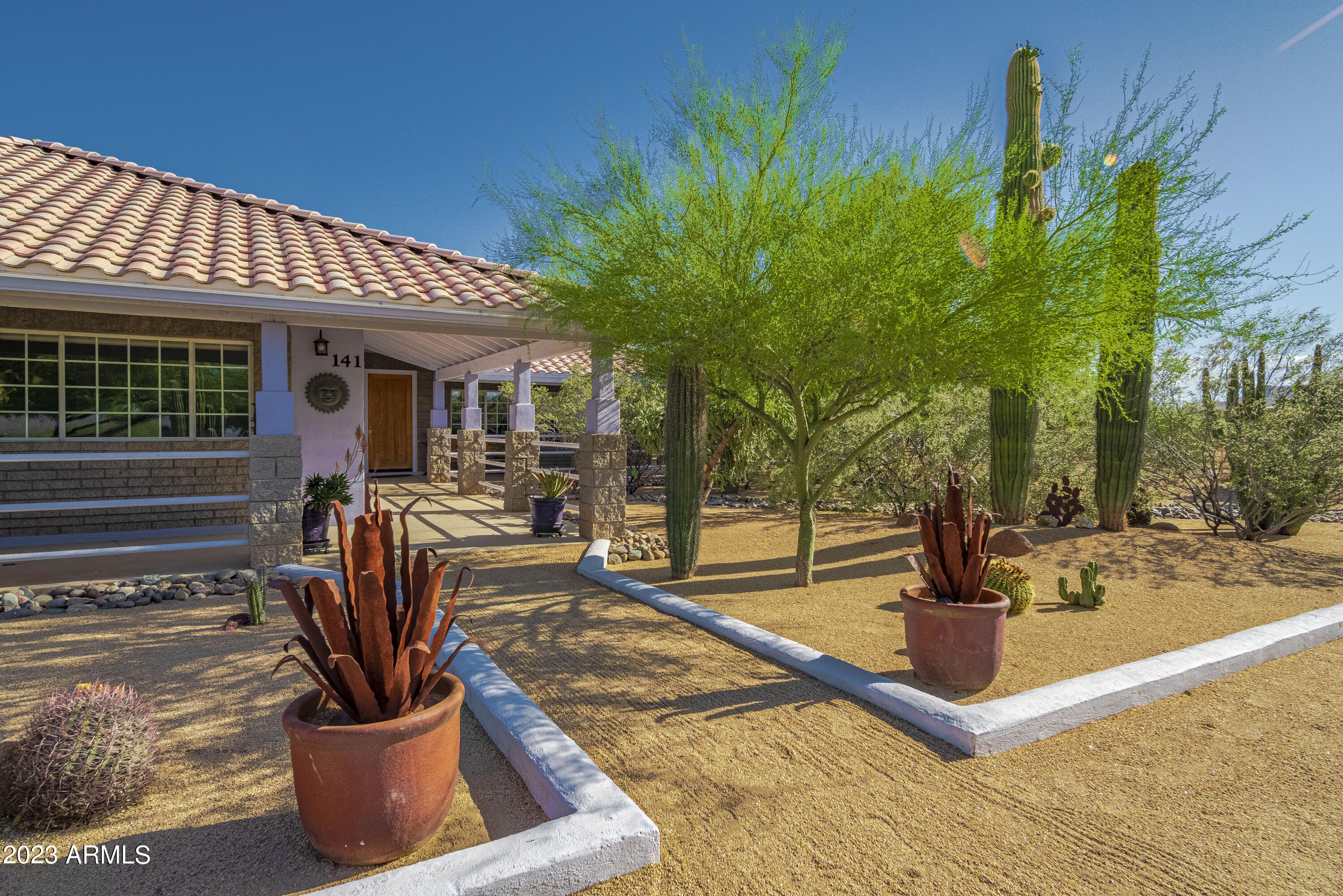 141 East Cloud Road Phoenix, AZ 85086 - Photo 16 of 99 Desert Hills Living