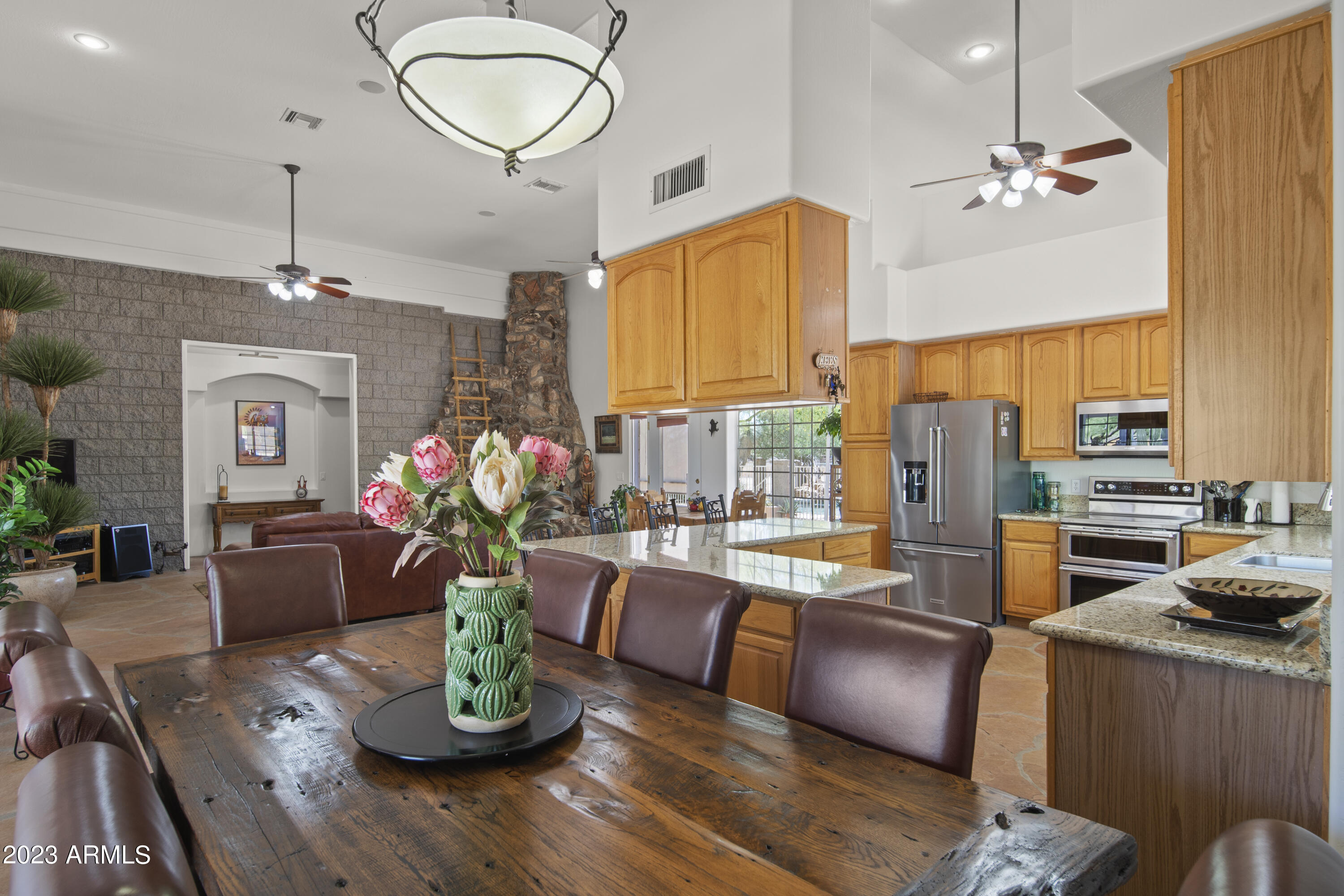 141 East Cloud Road Phoenix, AZ 85086 - Photo 32 of 99 Upgraded Fixtures