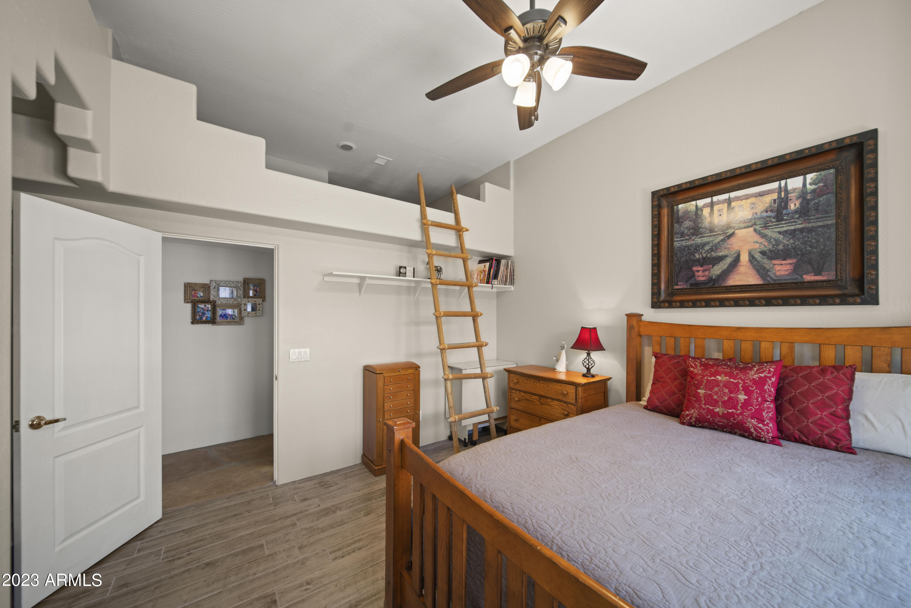 141 East Cloud Road Phoenix, AZ 85086 - Photo 44 of 99 Small loft in Bedroom 2