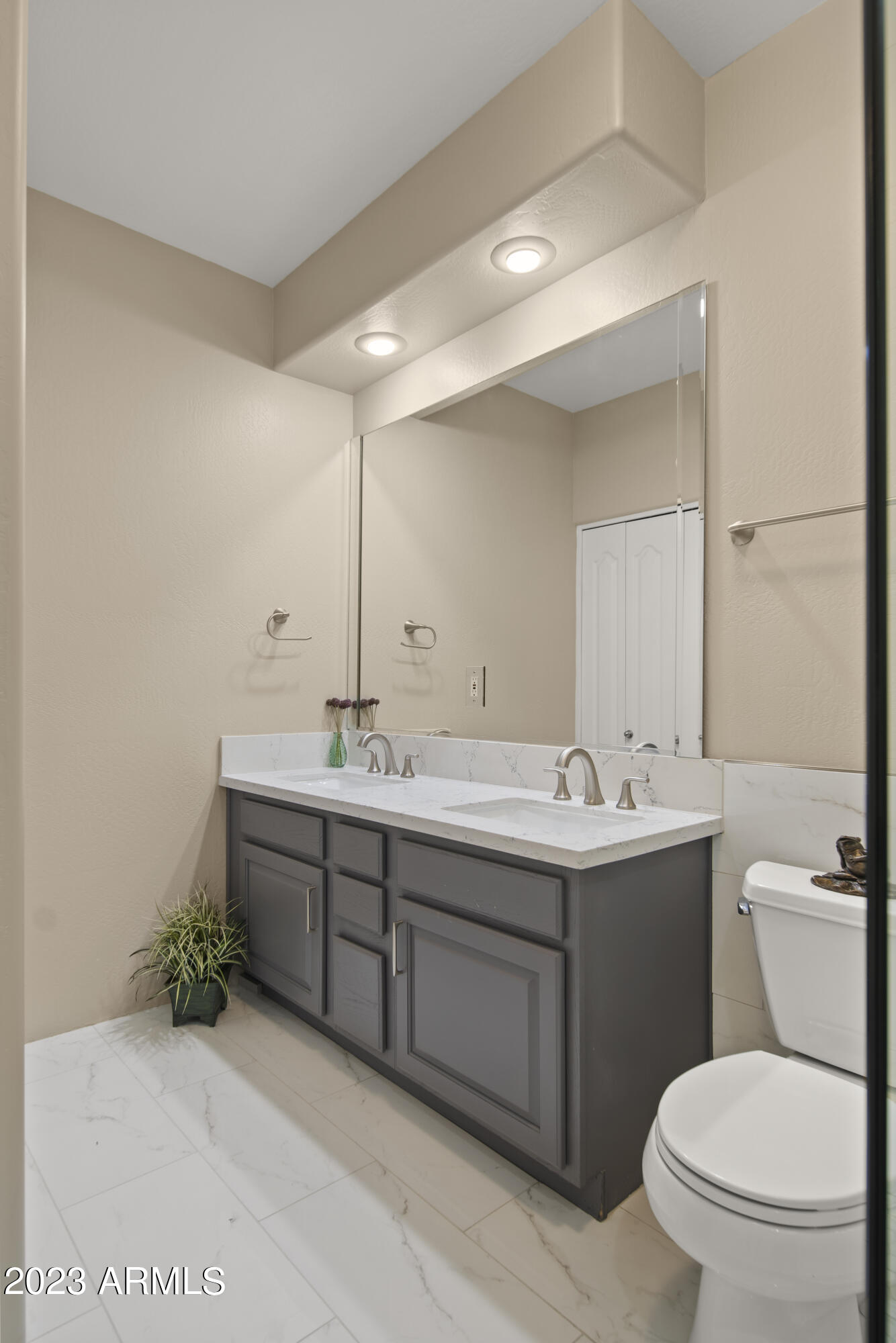 141 East Cloud Road Phoenix, AZ 85086 - Photo 48 of 99 Newly Remodeded Bathroom 2