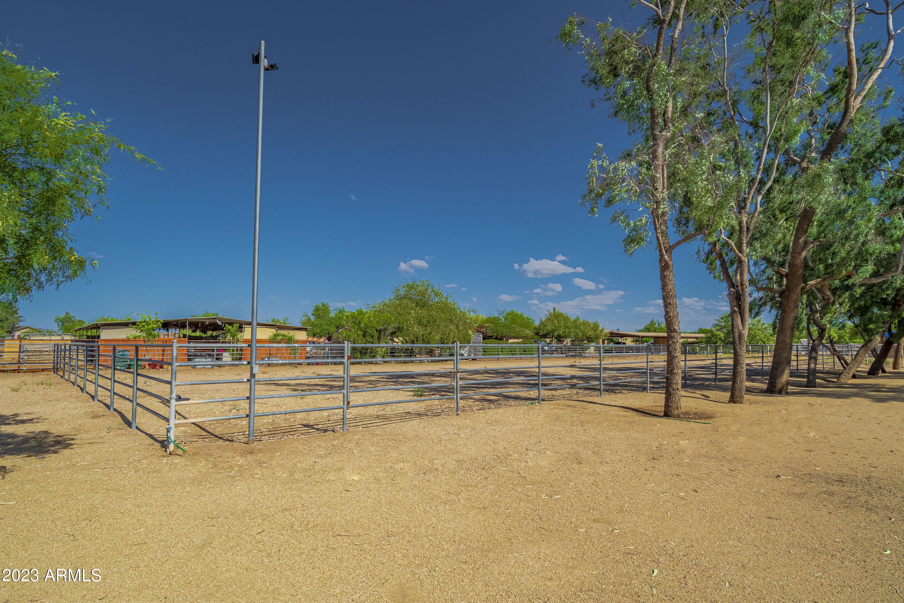 141 East Cloud Road Phoenix, AZ 85086 - Photo 78 of 99 Lighted Arena 72' x 144'