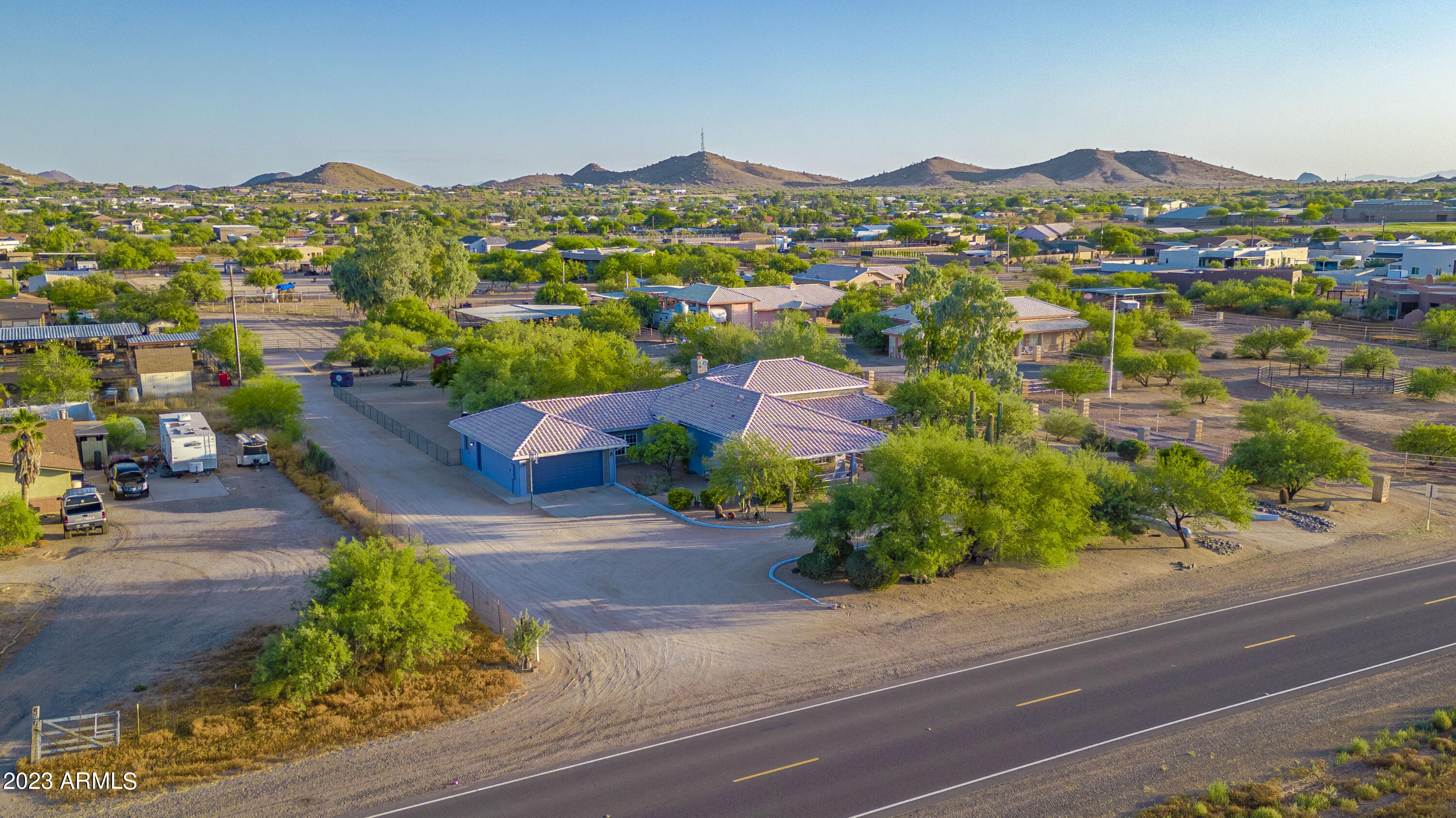 141 East Cloud Road Phoenix, AZ 85086 - Photo 94 of 99 Paved Road