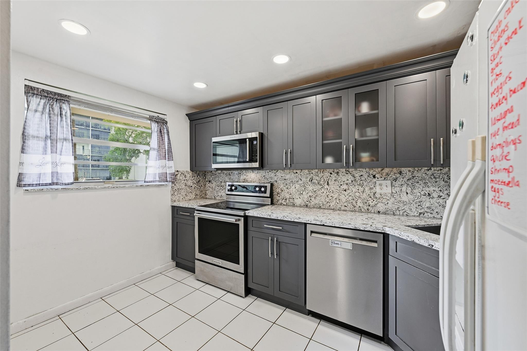 7500 Northwest 17th Street, Unit 110 Plantation, FL 33313 - Photo 11 of 27 Photo 11