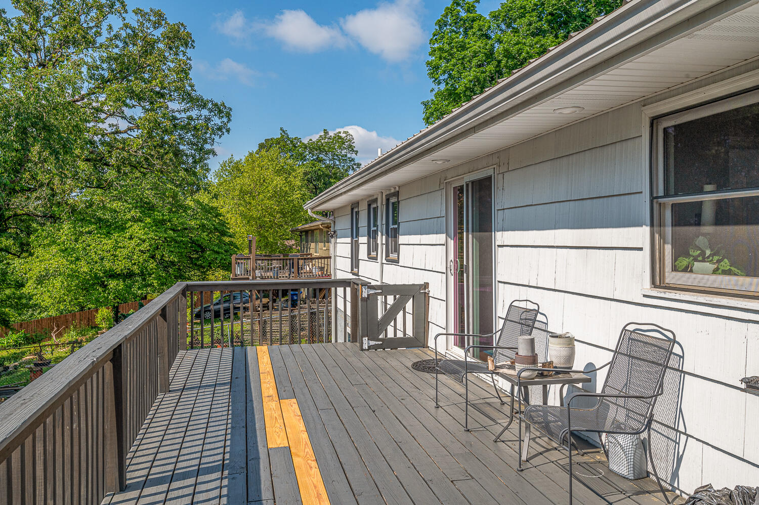 3902 Laird Lane Chattanooga, TN 37415 - Photo 35 of 41 Deck - Main Level