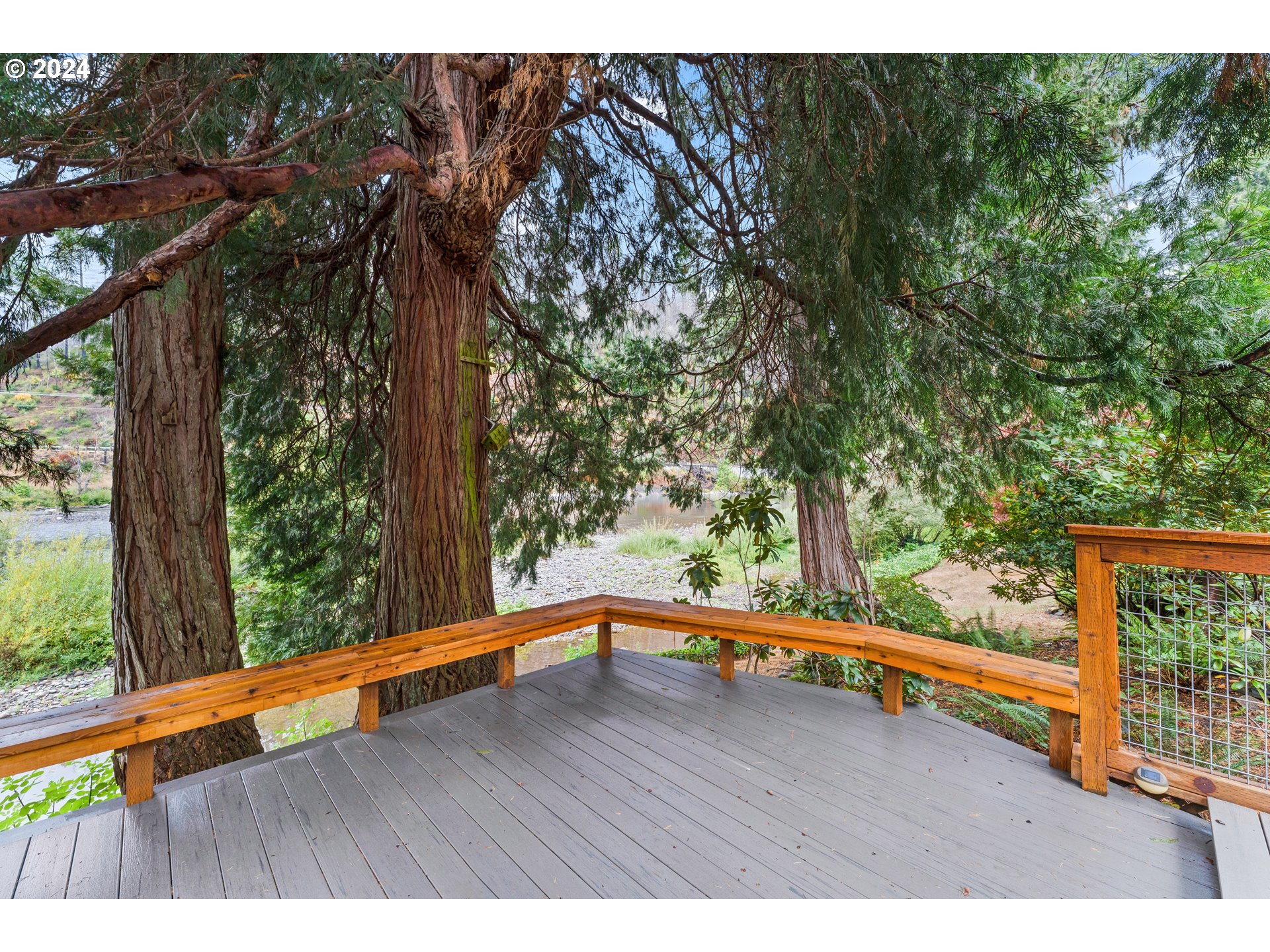 91070 Leashore Drive Vida, OR 97488 - Photo 22 of 43 a view of outdoor space with wooden floor