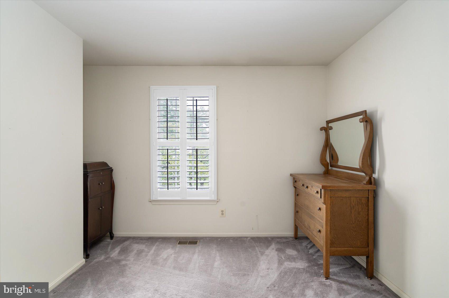 9020 Fieldchat Road Baltimore, MD 21236 - Photo 30 of 40 Bedroom