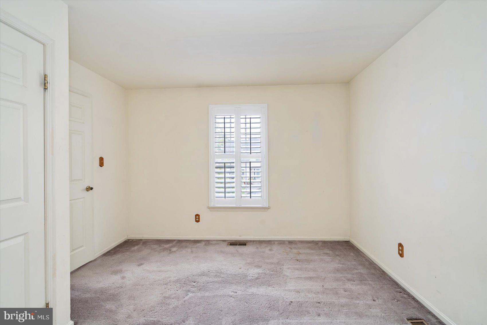 9020 Fieldchat Road Baltimore, MD 21236 - Photo 33 of 40 Bedroom