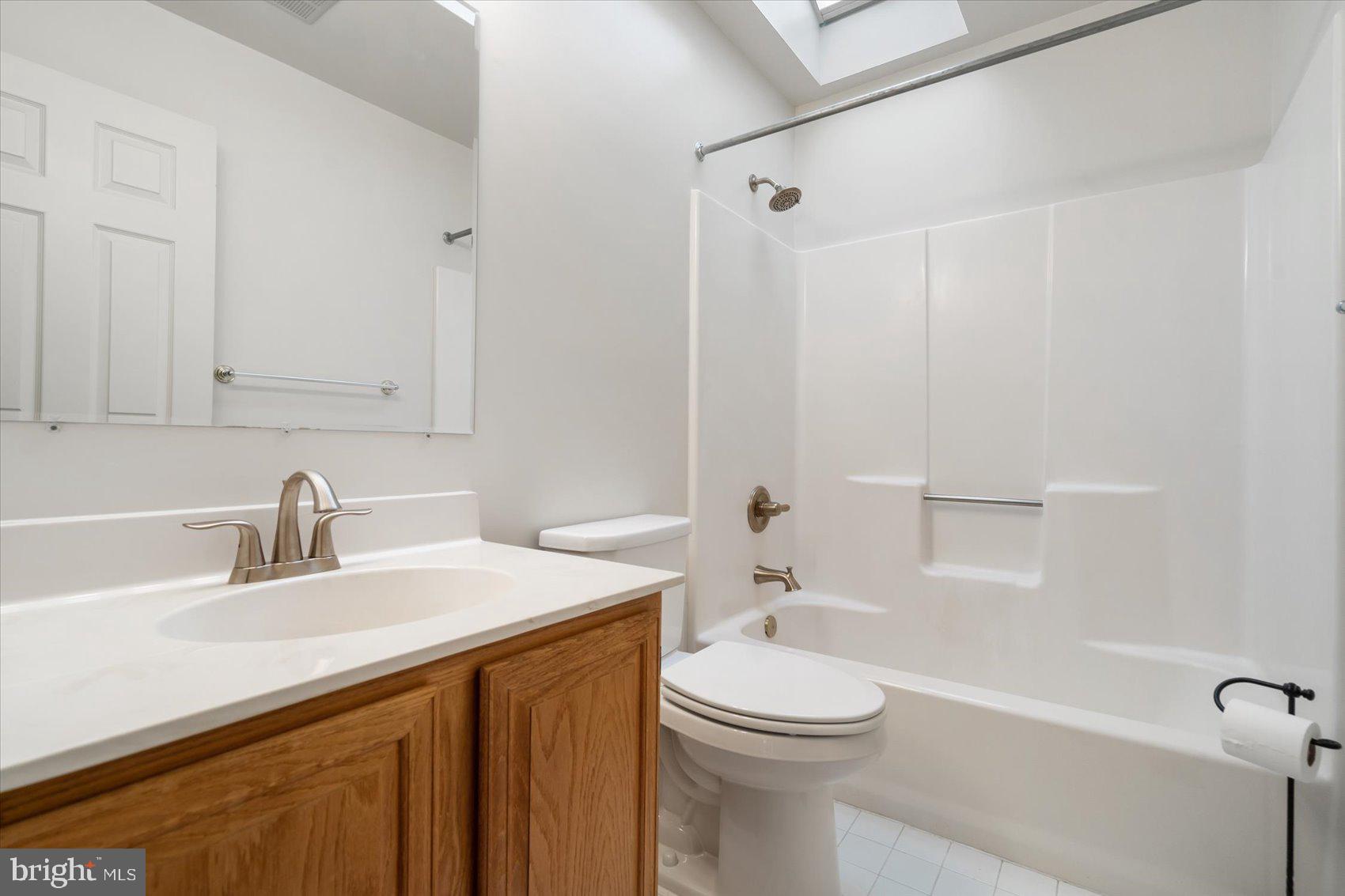 9020 Fieldchat Road Baltimore, MD 21236 - Photo 35 of 40 Full Bath - Upper Level