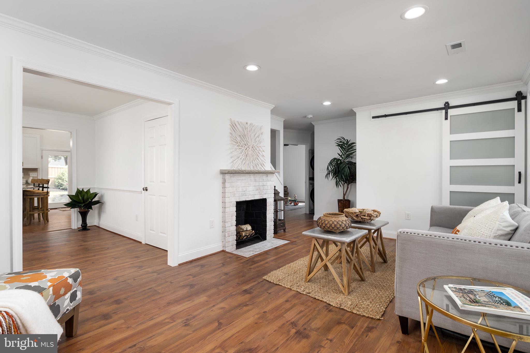 6720 Barrett Road Falls Church, VA 22042 - Photo 4 of 49 ANOTHER VIEW OF LIVING RM
