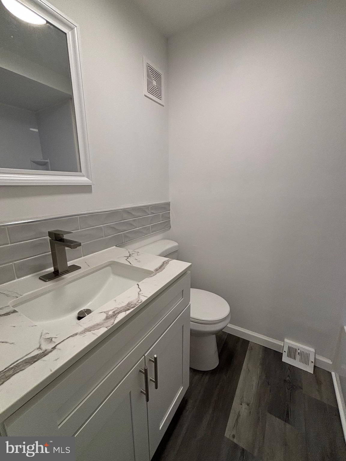 3535 Oakhill Road Philadelphia, PA 19154 - Photo 14 of 48 Gallery Image 14