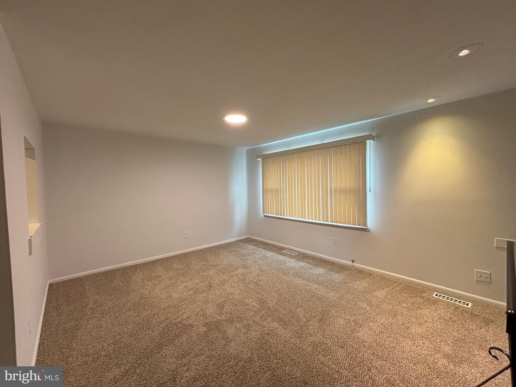 3535 Oakhill Road Philadelphia, PA 19154 - Photo 5 of 48 Gallery Image 5