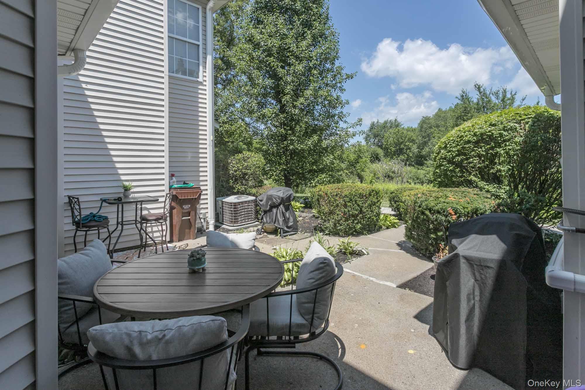 69 Olde Wagon Road Warwick, NY 10990 - Photo 19 of 25