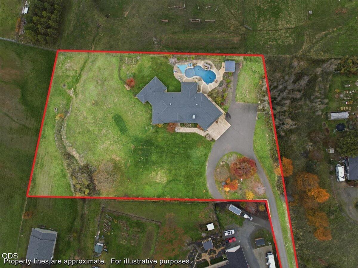 899 Old Stage Road Medford, OR 97502 - Photo 46 of 53