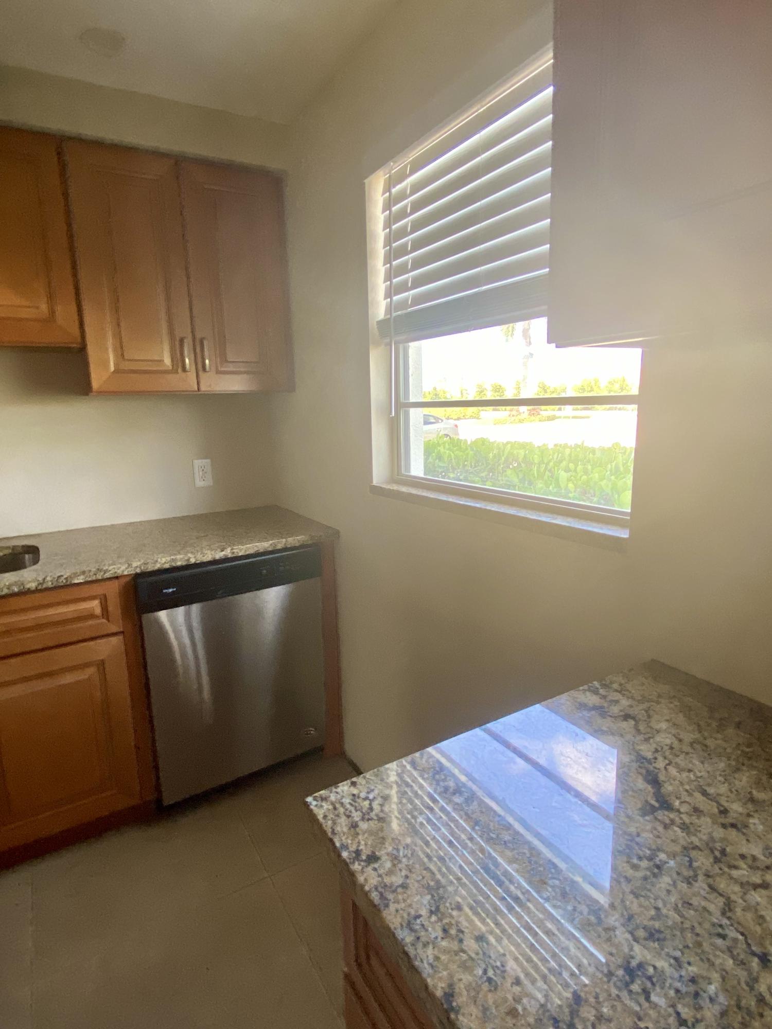 476 Fanshaw L Boca Raton, FL 33434 - Photo 5 of 23 87ABA674-46CD-406D-B2FC-424A93E30A47