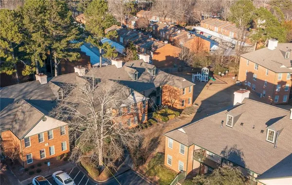 $235,000 | 515 Bedfort Dr., Duluth, GA 30096