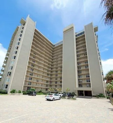 $3,100 | 1021 Hillsboro Mile, Unit G2, Hillsboro Beach, FL 33064