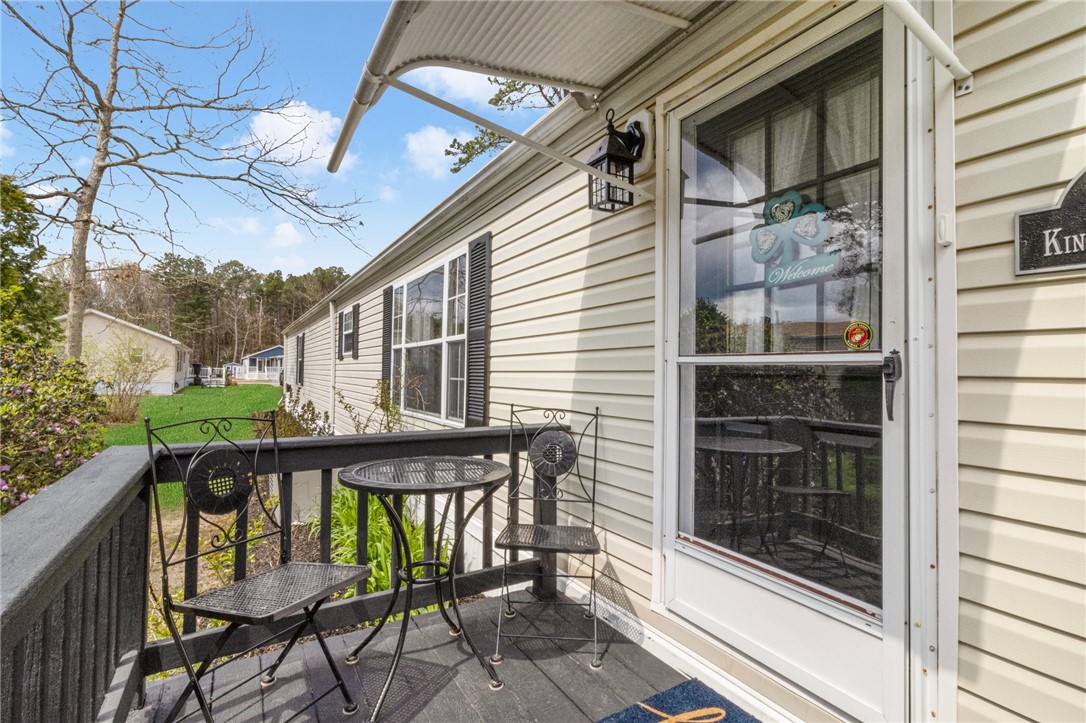 1 King Philip Road Coventry, RI 02816 - Photo 4 of 40 Gallery Image 4
