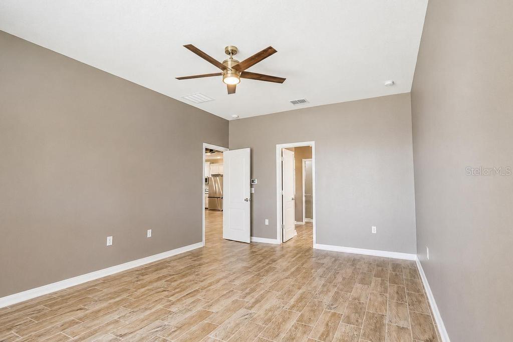 13958 Magnolia Ridge Loop Winter Garden, FL 34787 - Photo 19 of 58 Gallery Image 19
