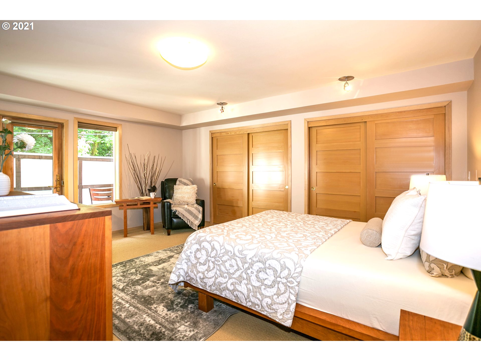 3804 Southwest Condor Lane Portland, OR 97239 - Photo 17 of 29 Gallery Image 17