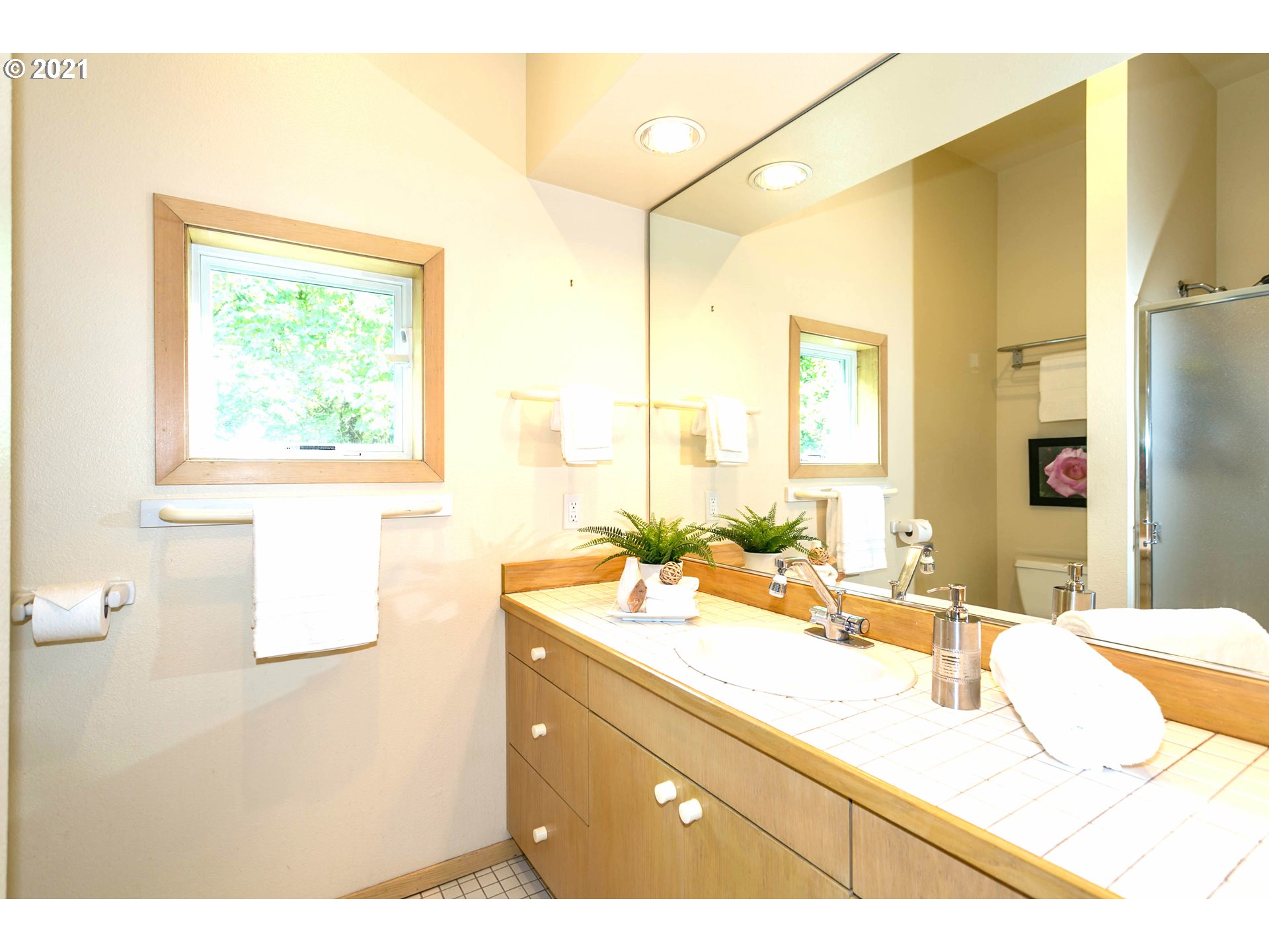 3804 Southwest Condor Lane Portland, OR 97239 - Photo 25 of 29 Gallery Image 25