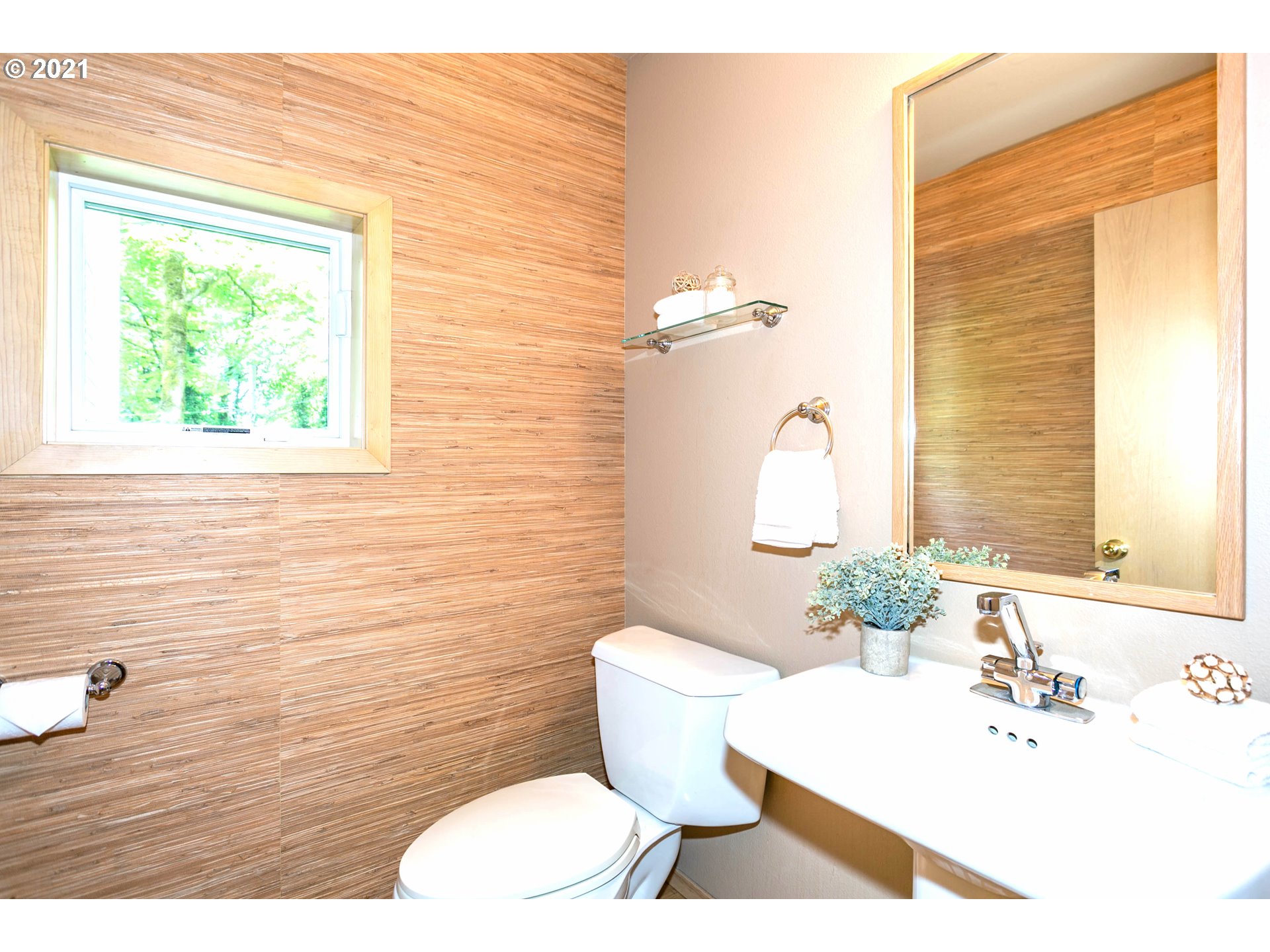3804 Southwest Condor Lane Portland, OR 97239 - Photo 26 of 29 Gallery Image 26