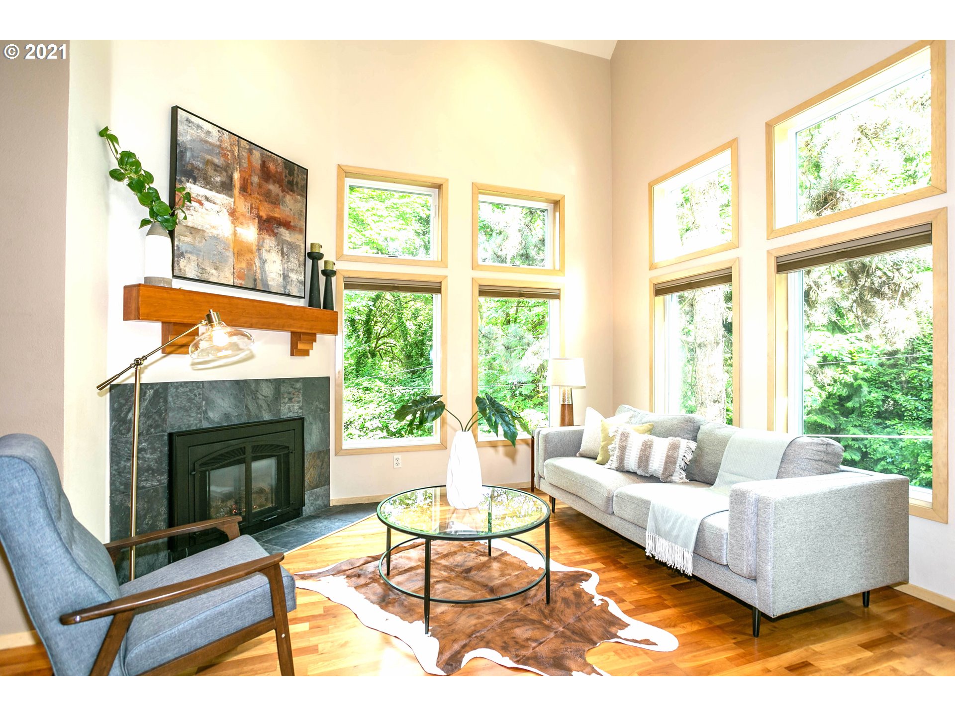 3804 Southwest Condor Lane Portland, OR 97239 - Photo 7 of 29 Gallery Image 7