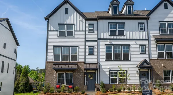 $3,025 | 177 Reids Cv Drive, Unit BROOKS, Mooresville, NC 28117