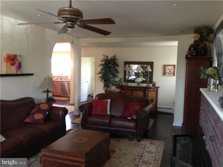 15 Ambler Road Cherry Hill, NJ 08002 - Photo 10 of 23 Family Room