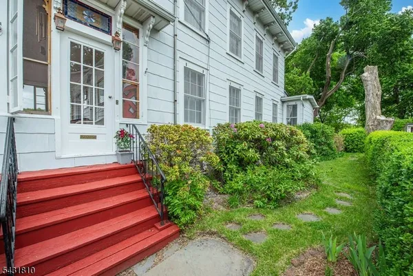 $450,000 | 8 Kelly Place, Stanhope, NJ 07874