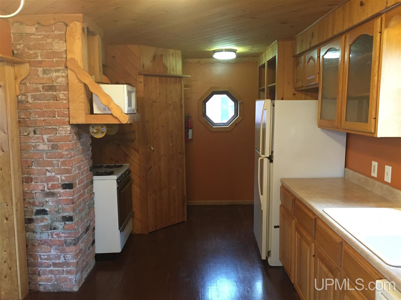 426 West Division Street Ishpeming, MI 49849 - Photo 7 of 30
