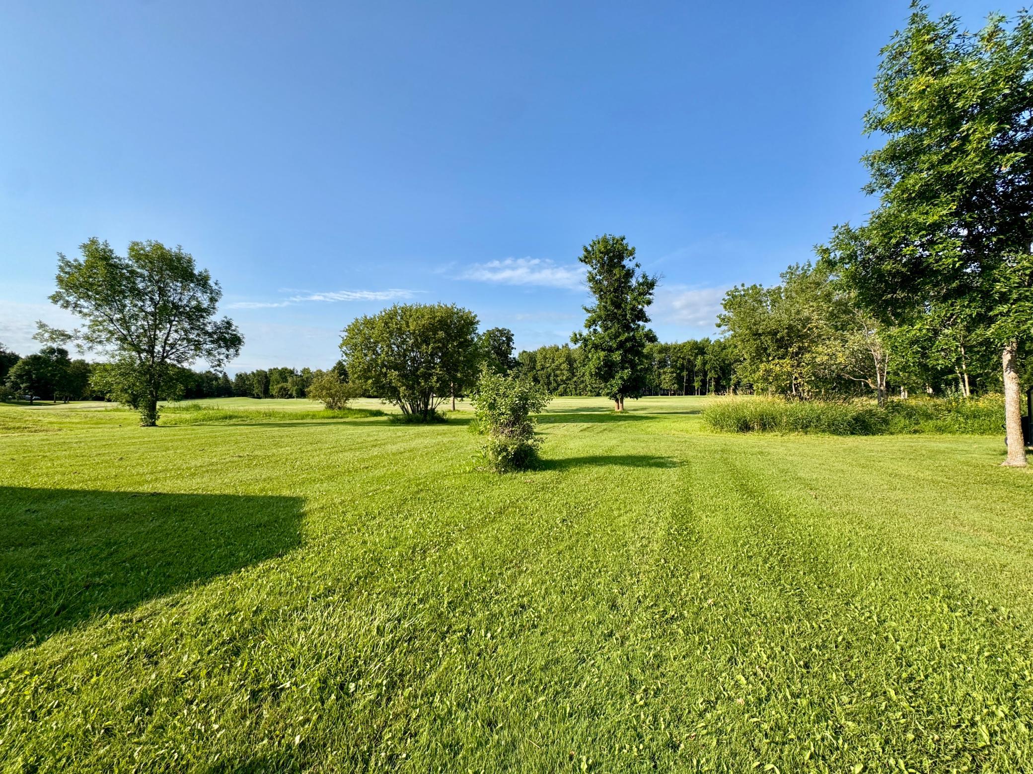 233 Oak Road Warroad, MN 56763 - Photo 5 of 11 Gallery Image 5