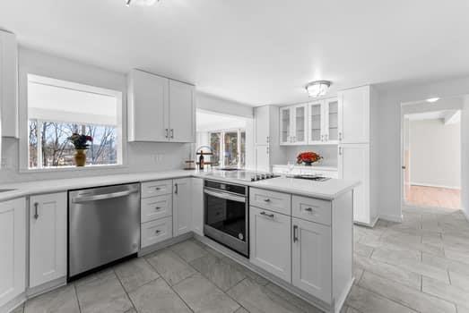 1706 McCully Road Pittsburgh, PA 15234 - Photo 11 of 39 Gallery Image 11