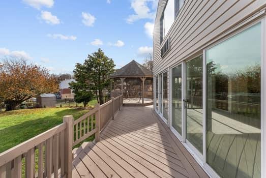 1706 McCully Road Pittsburgh, PA 15234 - Photo 33 of 39 Gallery Image 33