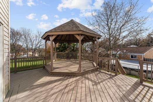 1706 McCully Road Pittsburgh, PA 15234 - Photo 34 of 39 Gallery Image 34