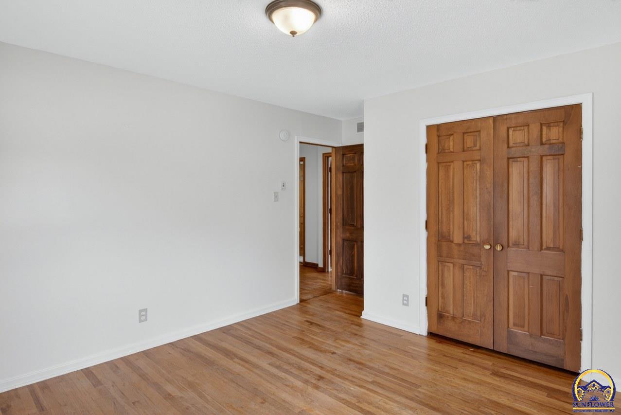 3125 Southwest Lane Street Topeka, KS 66611 - Photo 19 of 36