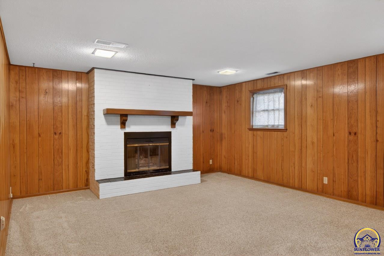 3125 Southwest Lane Street Topeka, KS 66611 - Photo 22 of 36