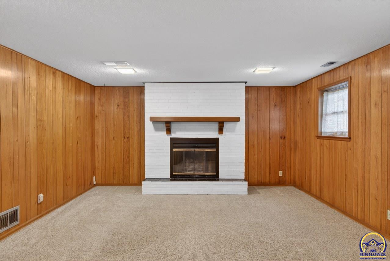 3125 Southwest Lane Street Topeka, KS 66611 - Photo 25 of 36