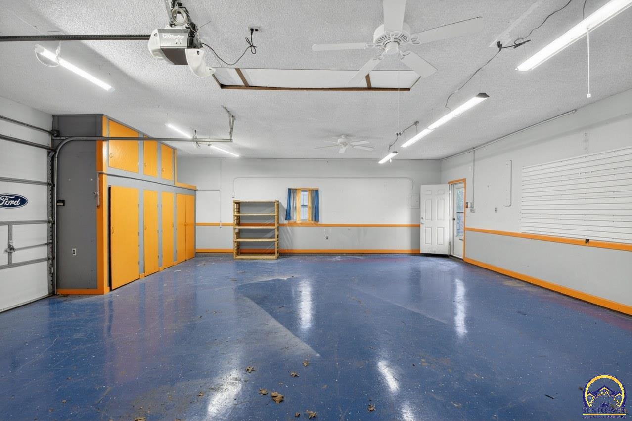 3125 Southwest Lane Street Topeka, KS 66611 - Photo 29 of 36