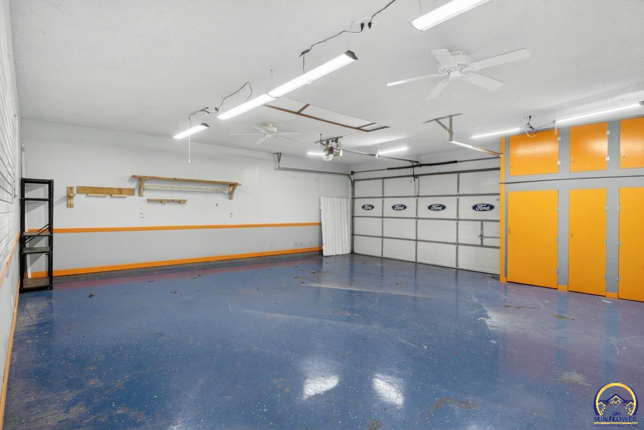 3125 Southwest Lane Street Topeka, KS 66611 - Photo 30 of 36