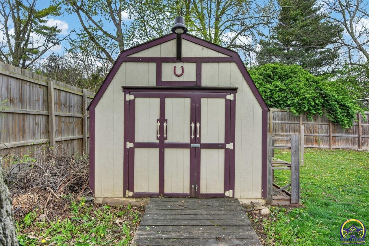 3125 Southwest Lane Street Topeka, KS 66611 - Photo 33 of 36