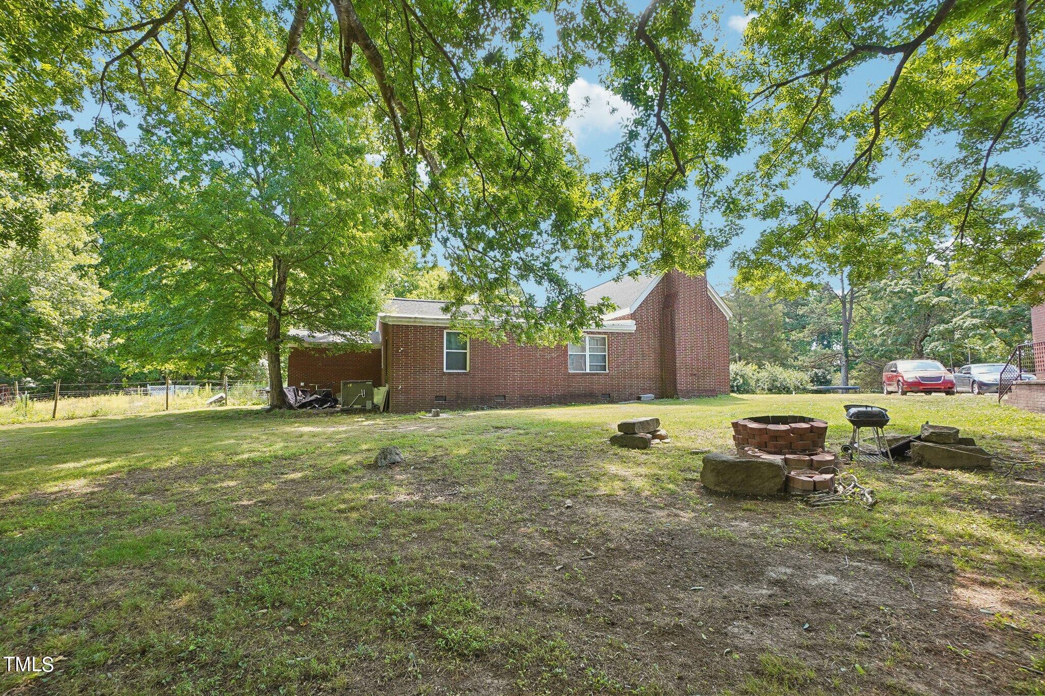 425 Kittrell Road Kittrell, NC 27544 - Photo 41 of 69 Backyard between 395 and 425
