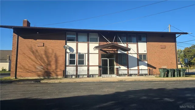 $1,000 | 5422 Transit Road, Cheektowaga, NY 14043