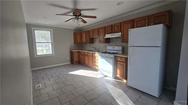 $1,000 | 5422 Transit Road, Cheektowaga, NY 14043