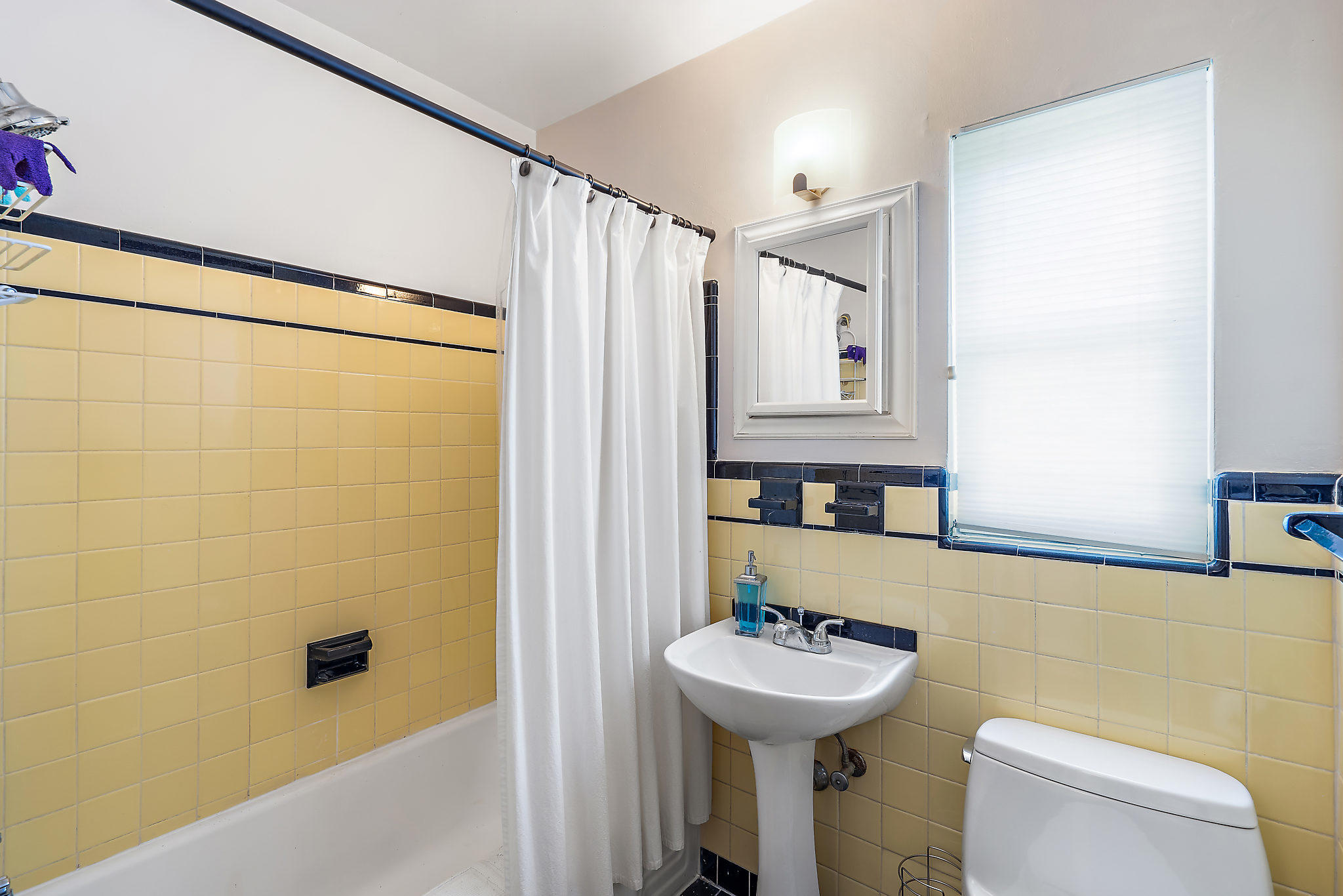 309 Rilyn Drive West Palm Beach, FL 33405 - Photo 17 of 37 016-309RilynDr-WestPalmBeach-FL-small