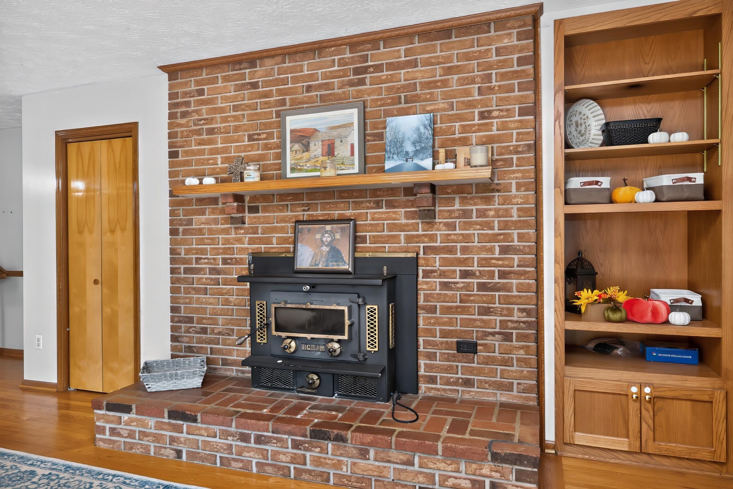 5300 Stewart Road Lexington, KY 40516 - Photo 14 of 45 Den/Family Room