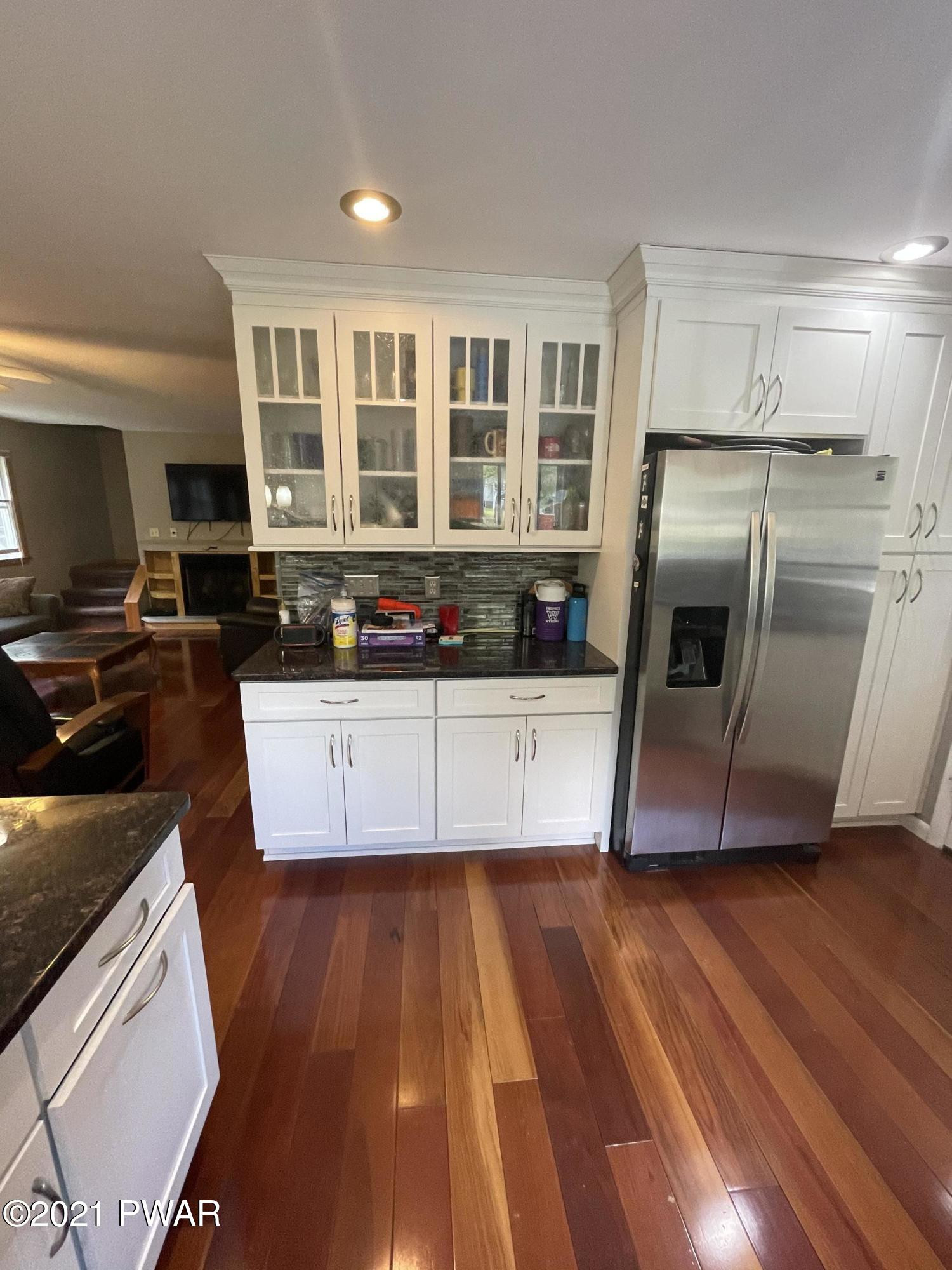 102 Elm Road Tafton, PA 18464 - Photo 9 of 42 42507A32-C3C5-42BE-BC55-91E6D04E2300