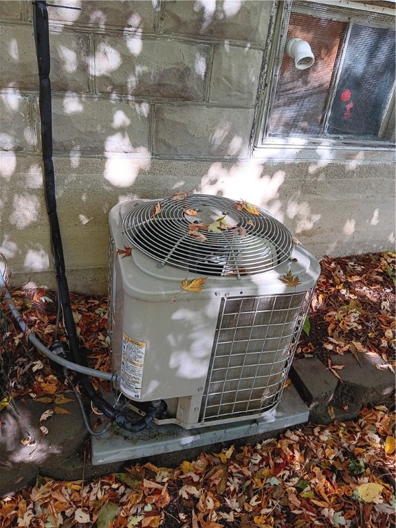 235 6th Avenue Woonsocket, RI 02895 - Photo 8 of 22