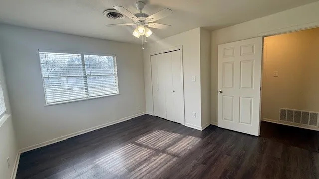 $1,800 | 800 Otis Street, Taylor, TX 76574